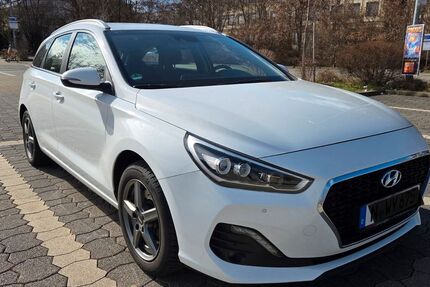 Hyundai i30 47.000 km 15.800 &euro; Herzogenaurach 91074