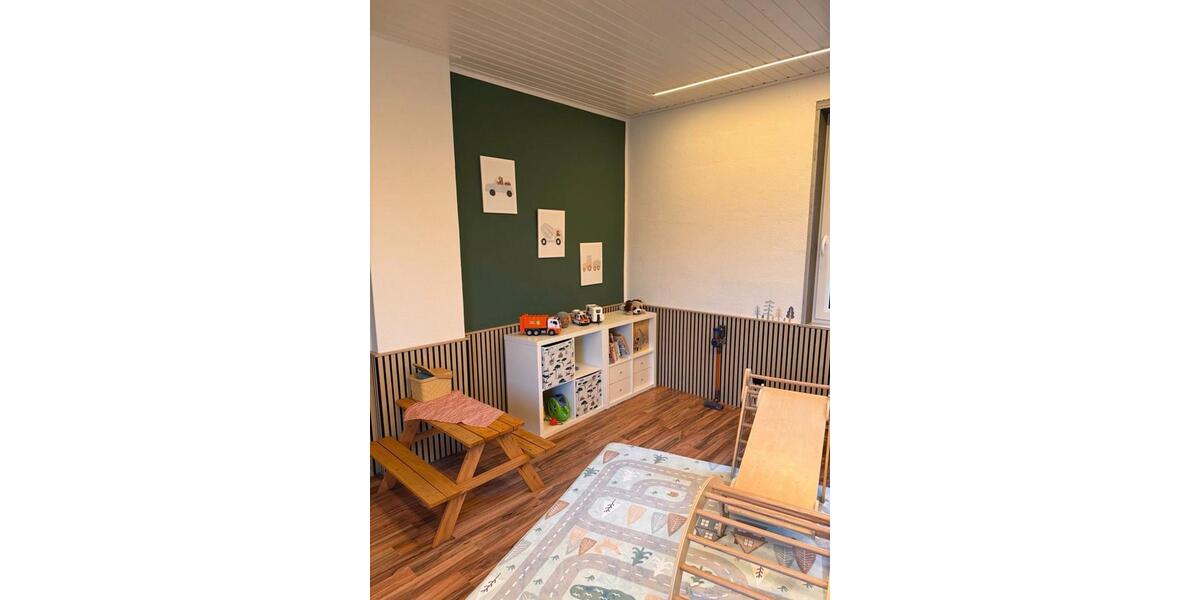 Etagenwohnung Hille - 5 Zimmer, 92 m&sup2;, 750&euro; | Angebot:25405153