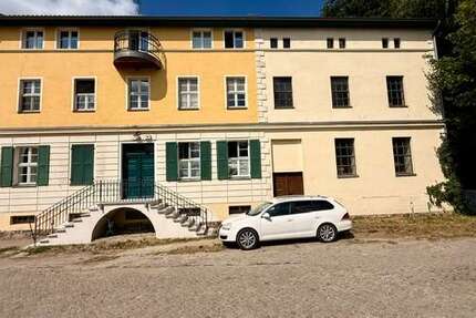 Haus Golzow - 11 Zimmer, 329 m&sup2;, 380.000&euro; | Angebot:27068325