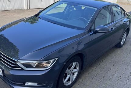 VW Passat 174.252 km 11.000 &euro; Eningen 72800