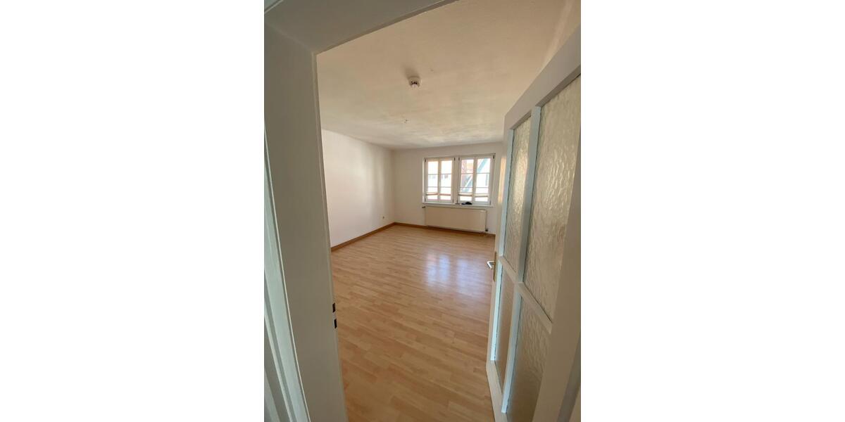 Etagenwohnung Rothenburg ob der Tauber - 3 Zimmer, 84 m&sup2;, 890&euro; | Angebot:25078913