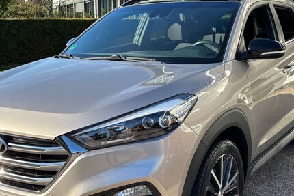 Hyundai TUCSON 54.500 km 19.900 € Rellingen 25462
