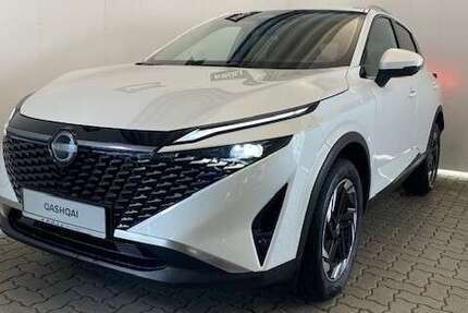 Nissan Qashqai 9.000 km 27.980 € Rostock 18146