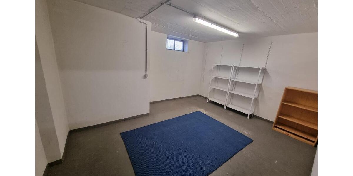 Etagenwohnung Neuwied - 2 Zimmer, 61 m&sup2;, 175.000&euro; | Angebot:24781078