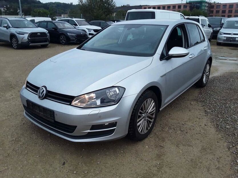 VW Golf 159.000 km 8.750 € Legau 87764