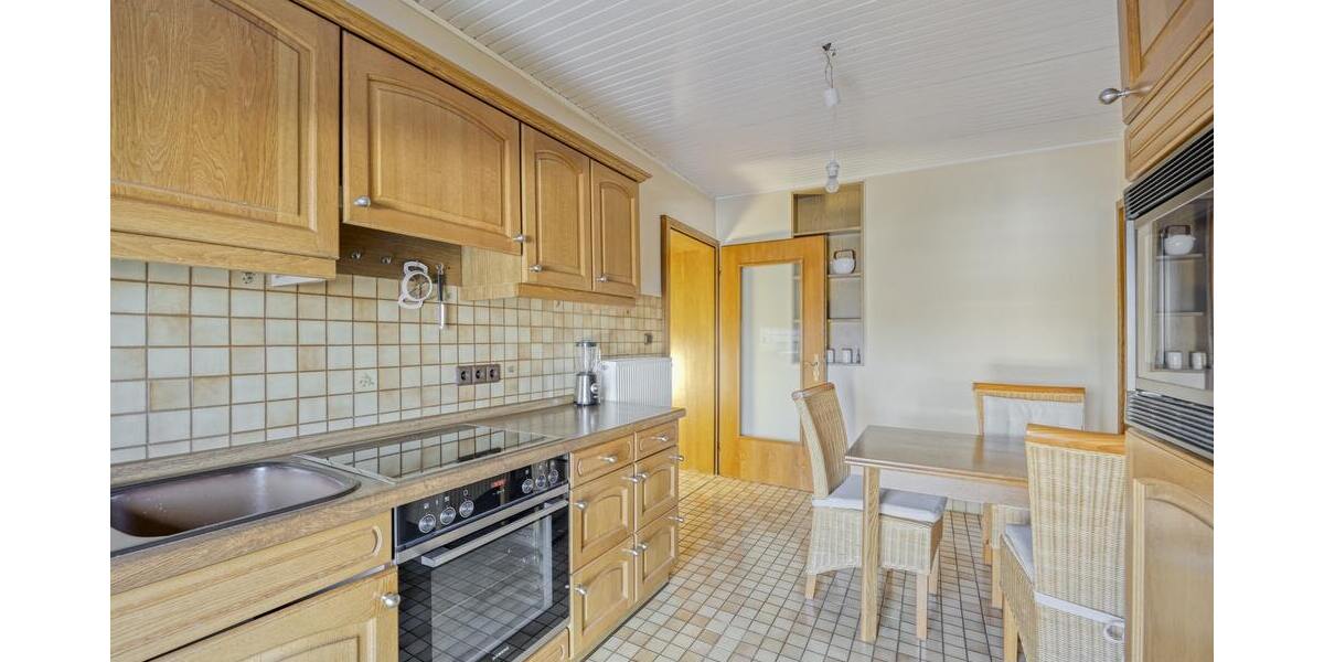 Gepflegtes Einfamilienhaus mit großem Garten 5 zimmer