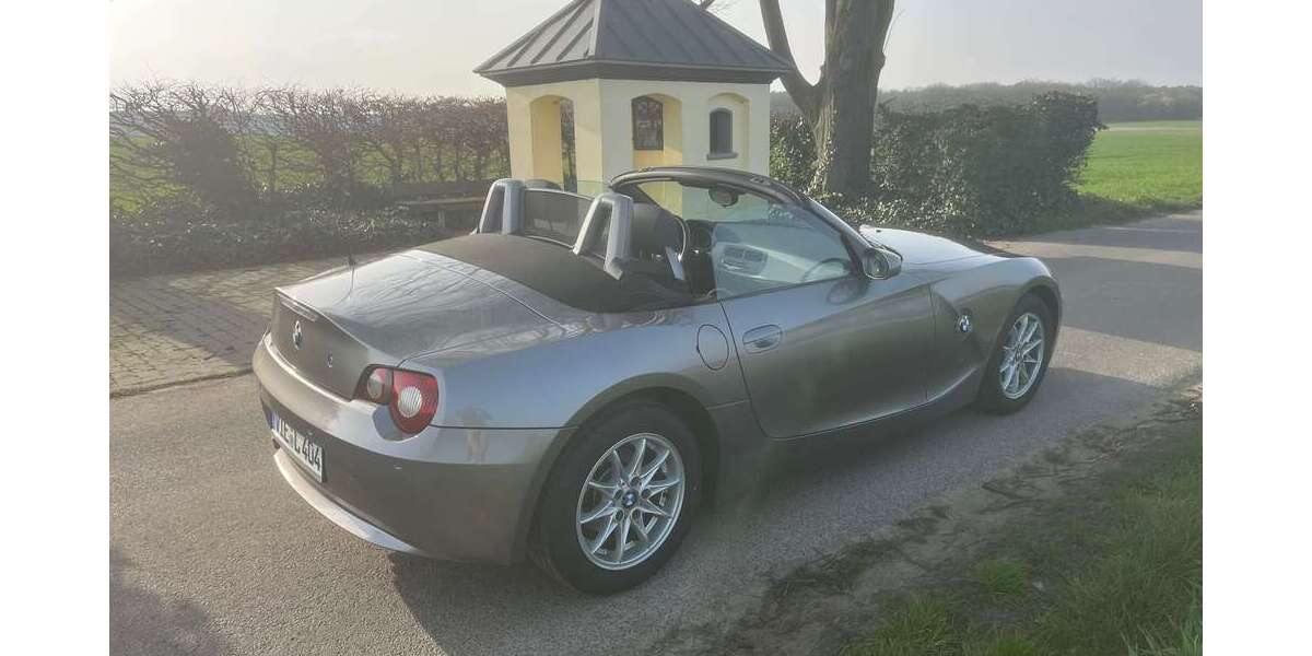 BMW Z4 106.000 km 11.500 &euro; Brüggen, Burggemeinde 41379