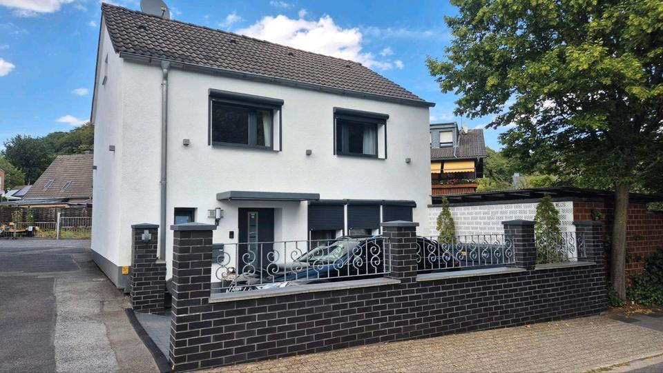 Einfamilienhaus Erkrath - 4 Zimmer, 140 m&sup2;, 580.000&euro; | Angebot:27156459