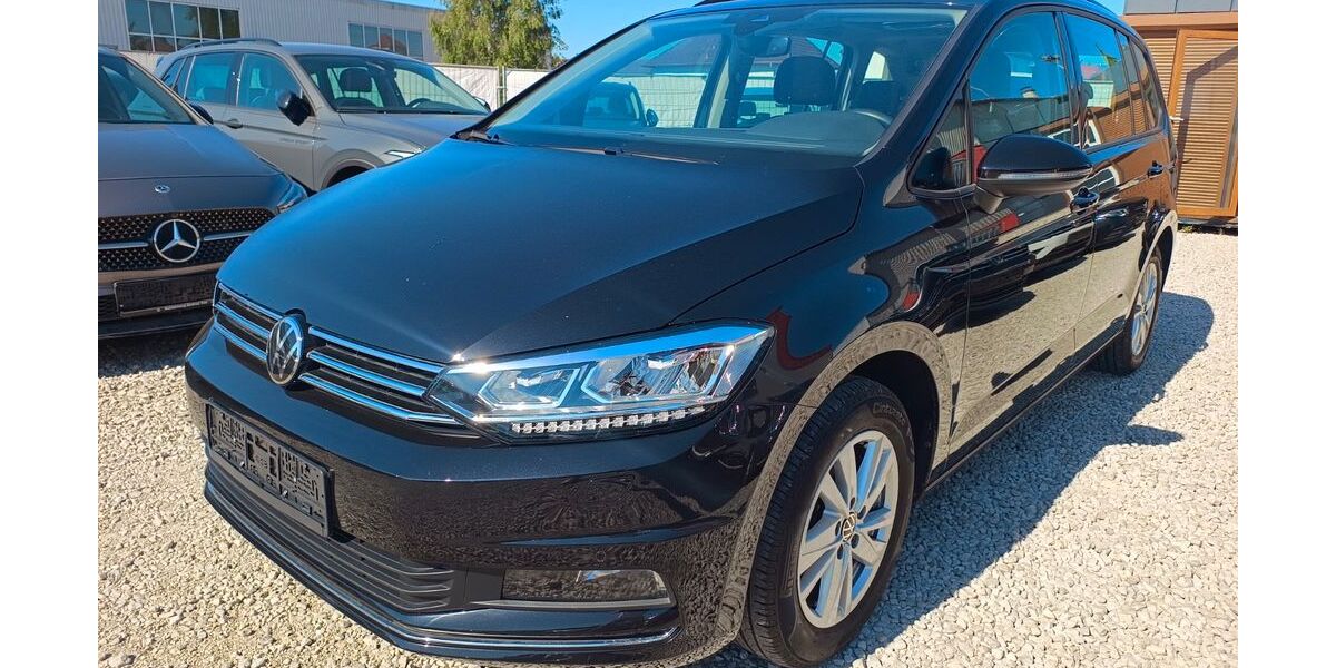 VW Touran 42.412 km 26.999 &euro; Fürth 90765