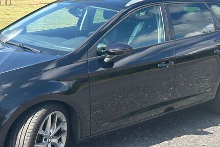 Seat Leon 144.000 km 7.500 &euro; Ebernhahn 56424