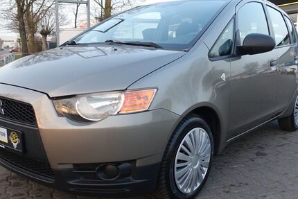 Mitsubishi Colt 150.000 km 2.480 &euro; Selm 59379