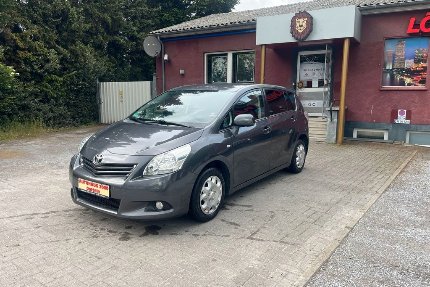 Toyota Verso 138.856 km 8.999 &euro; Datteln 45711