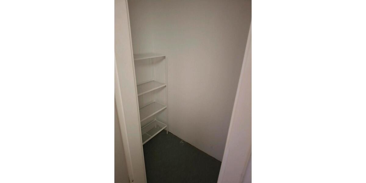 Dachgeschoßwohnung Lübeck Sankt Lorenz Nord - 1 Zimmer, 37 m&sup2;, 660&euro; | Angebot:26320759