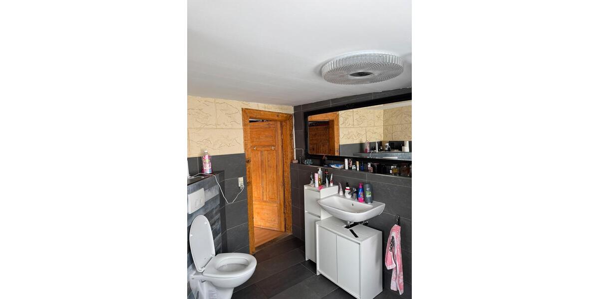 Reihenhaus Lunzenau - 5 Zimmer, 110 m&sup2;, 55.000&euro; | Angebot:26847392