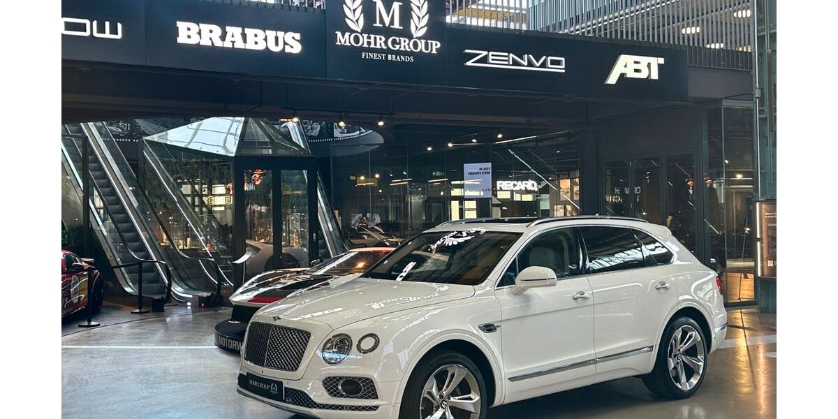 Bentley Bentayga 128.644 km 105.910 &euro; München 80939