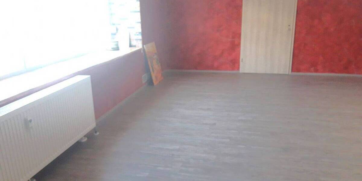 Etagenwohnung Amberg Schäflohe - 4 Zimmer, 120 m&sup2;, 1.075&euro; | Angebot:26064397