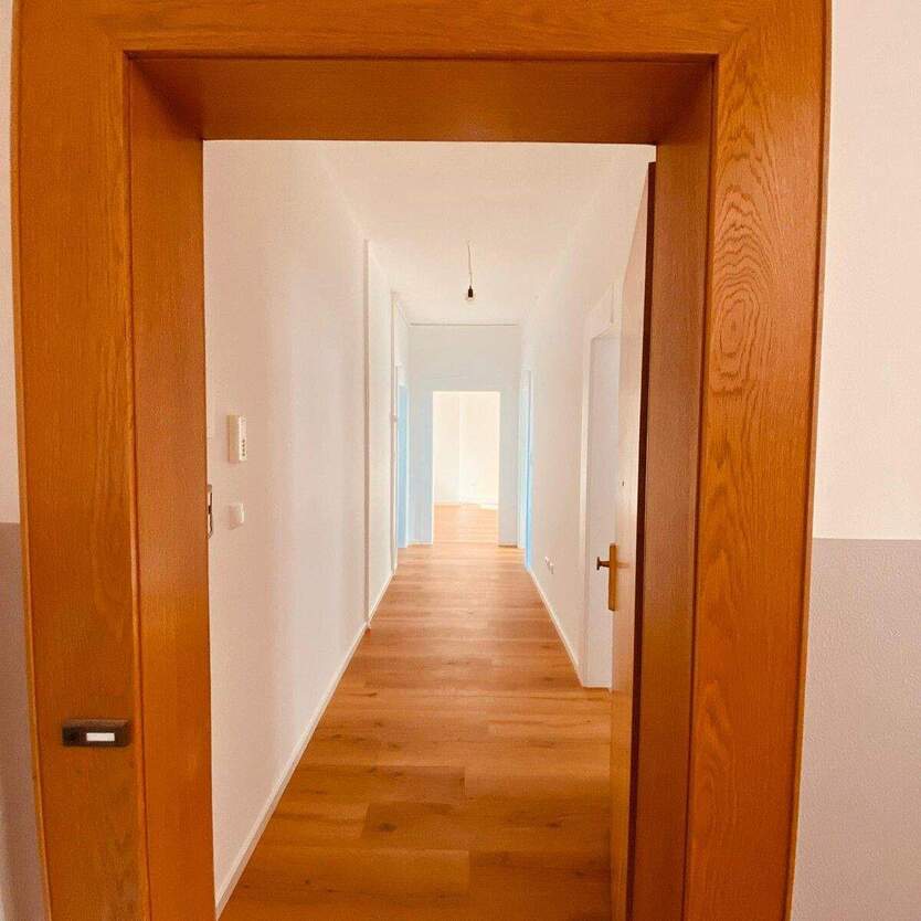 Helle, sanierte 3 Zimmerwohnung in der Innenstadt! 3 zimmer