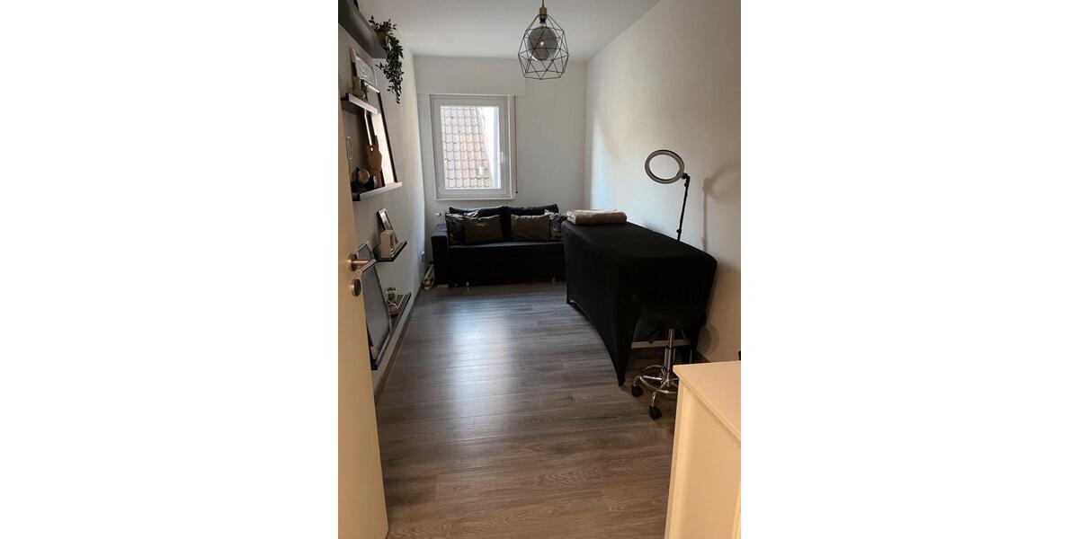 Etagenwohnung Besigheim - 4 Zimmer, 98 m&sup2;, 400.000&euro; | Angebot:26351151