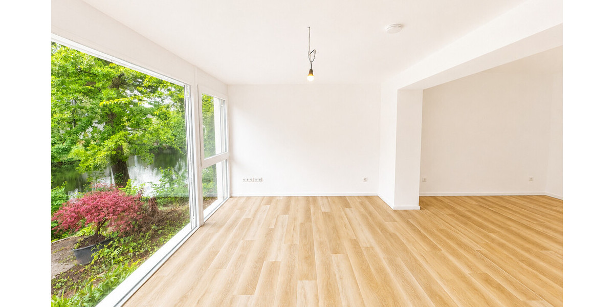 Exklusive kernsanierte Loftwohnung im Erstbezug mit Privatteich & Panorama-Glasfront - Erdgeschoßwohnung Münster / Albachten Albachten | Angebot:26621543