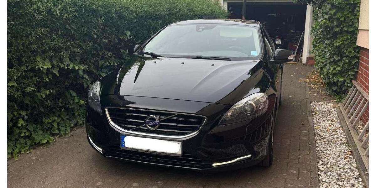 Volvo V40 238.000 km 6.599 &euro; Neuhardenberg 15320