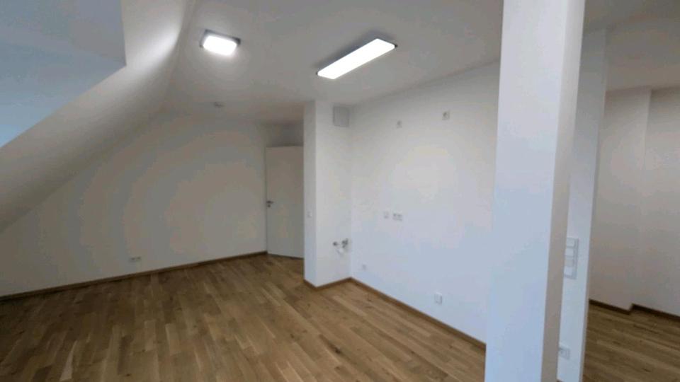 Dachgeschoßwohnung Regensburg Kumpfmühl - 1 Zimmer, 40 m&sup2;, 800&euro; | Angebot:24842144
