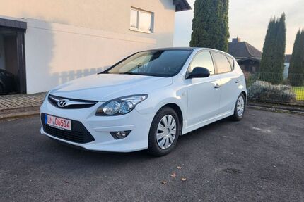 Hyundai i30 265.000 km 2.500 &euro; Limburg 65549