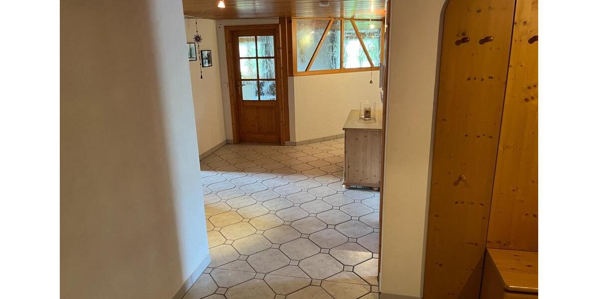 Bauernhaus, Landhaus Wutach - 8 Zimmer, 300 m&sup2;, 545.000&euro; | Angebot:22627426