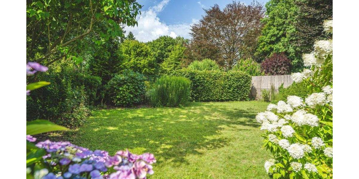 Eine Immobilie - viele Möglichkeiten! Einfamilienhaus mit Garage und großem Garten in Horbach 6 zimmer