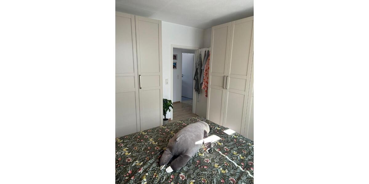 Dachgeschoßwohnung Saarbrücken - 4 Zimmer, 100 m&sup2;, 1.300&euro; | Angebot:26611843