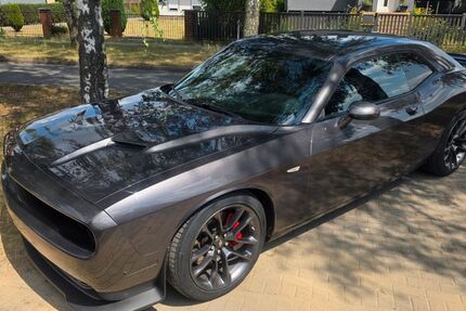 Dodge Challenger 53.000 km 34.500 &euro; Schönefeld 12529