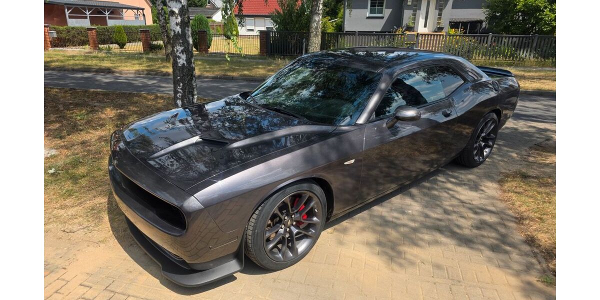 Dodge Challenger 53.000 km 34.500 &euro; Schönefeld 12529