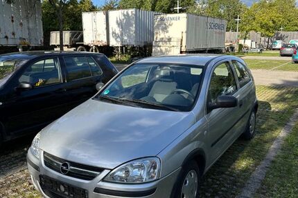Opel Corsa 105.000 km 2.500 &euro; München 81479