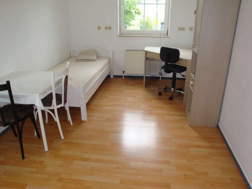 Wohnung zum Mieten in Bayreuth 310 € 18 m²