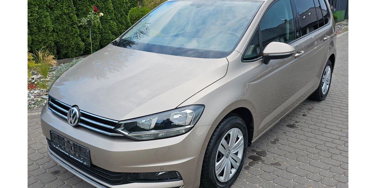 VW Touran 59.200 km 18.460 &euro; Bad-Sassendorf 59505