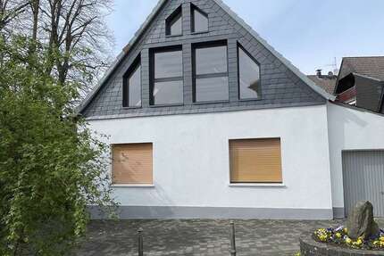 Haus Breckerfeld - 5 Zimmer, 131 m&sup2;, 1.300&euro; | Angebot:26303006