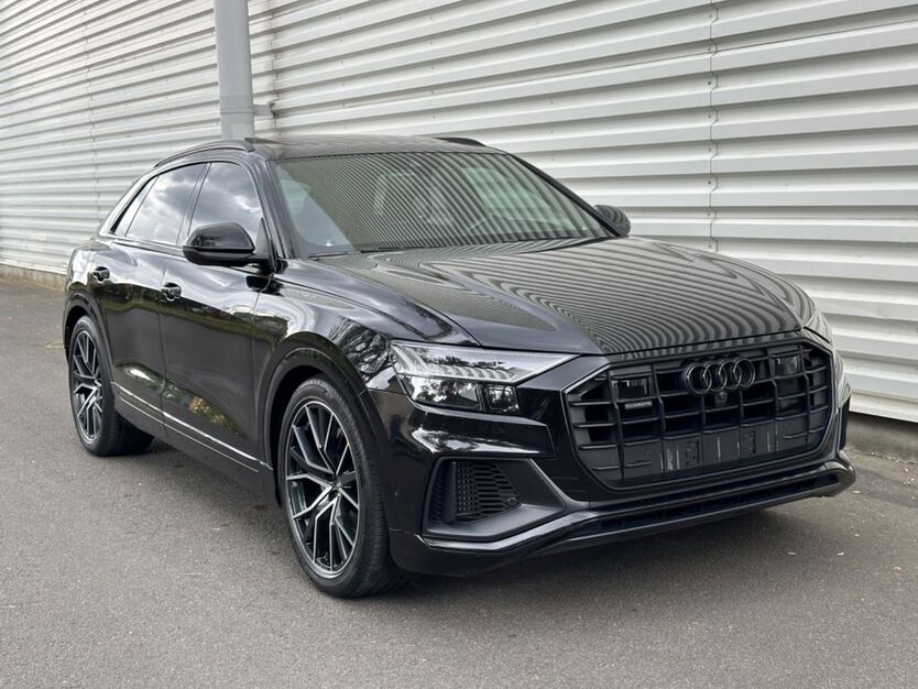 Audi Q8 60.000 km 54.900 € Brüssow 17326