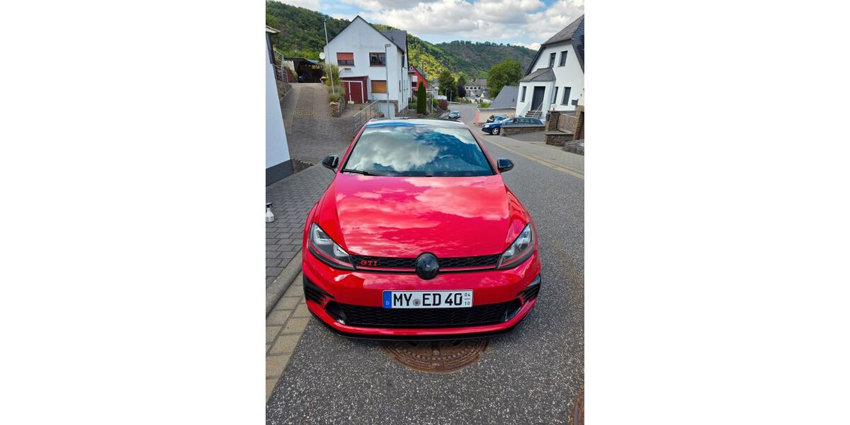 VW Golf 79.000 km 29.999 &euro; Löf 56332