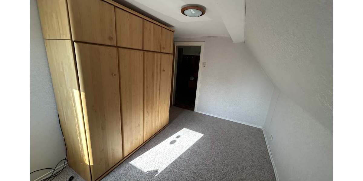 EFH mit viel Platz und Potenzial - Einfamilienhaus Alfeld | Angebot:26177068