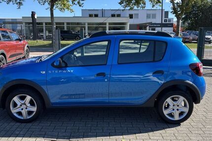 Dacia Sandero 45.000 km 8.490 € Buxtehude 21614