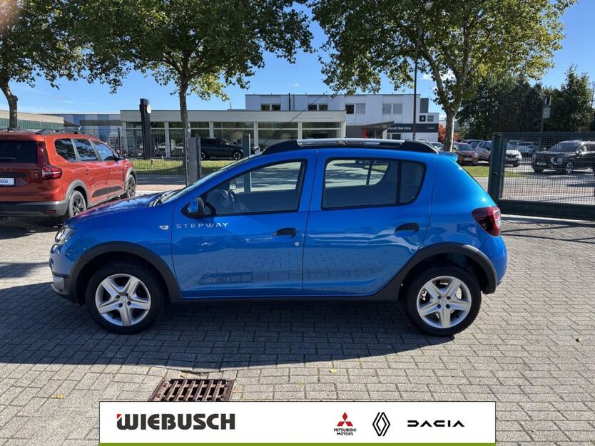 Dacia Sandero 45.000 km 8.490 € Buxtehude 21614