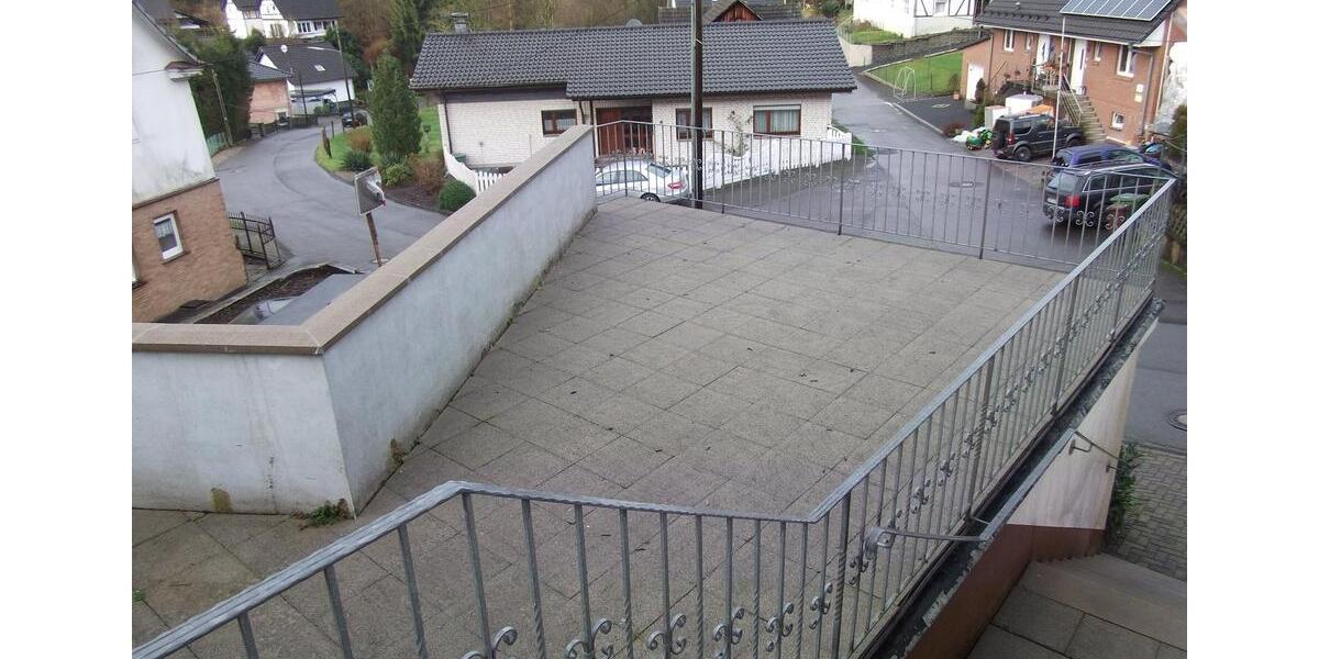 Dachgeschoßwohnung Engelskirchen - 2 Zimmer, 70 m&sup2;, 490&euro; | Angebot:25540058