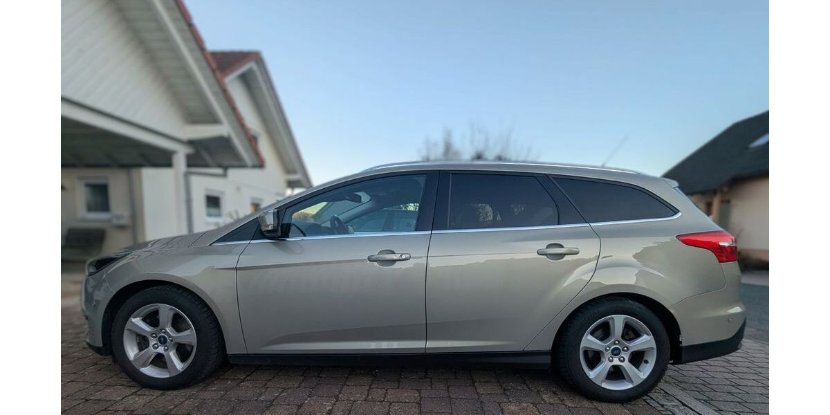 Ford Focus 160.000 km 7.999 &euro; Pressig 96332