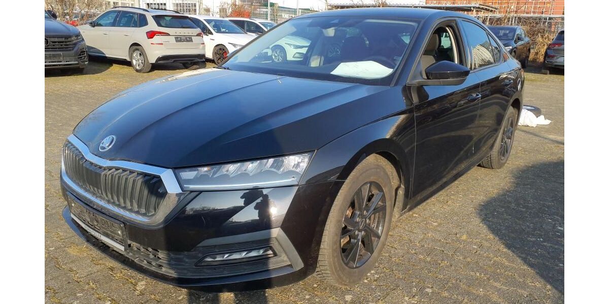 Skoda Octavia 120.554 km 16.990 &euro; Braunschweig 38122