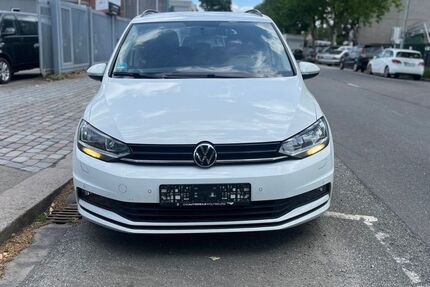 VW Touran 365.319 km 7.900 &euro; Hamburg OT Hamm 20537