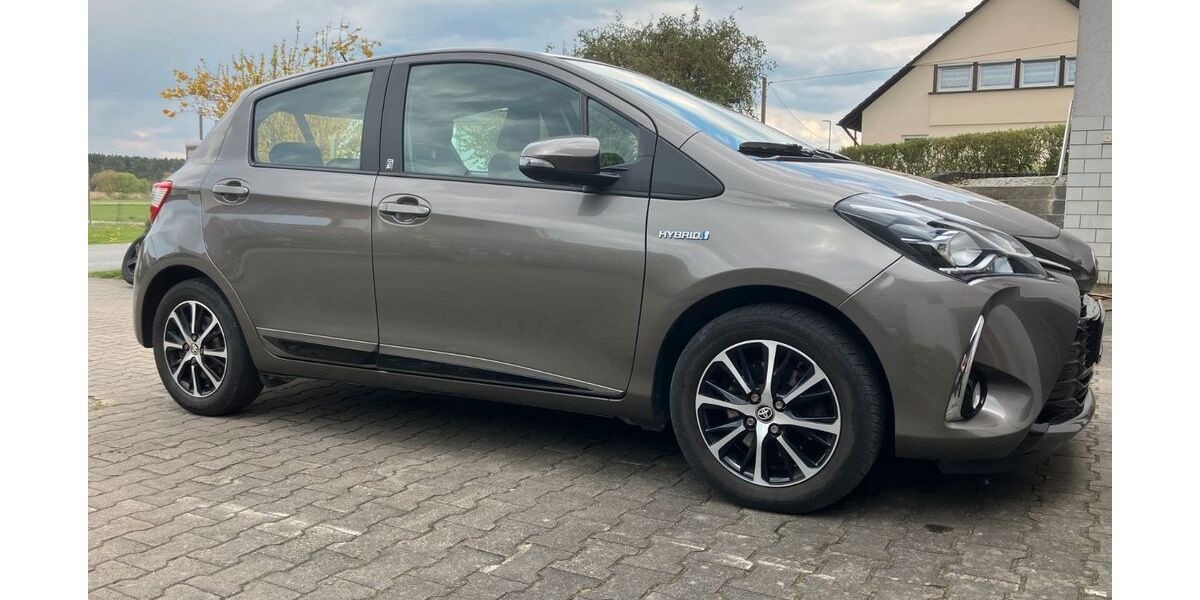 Toyota Yaris 52.950 km 13.850 &euro; Heßdorf 91093