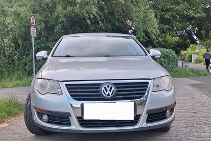 VW Passat 176.000 km 3.200 &euro; Bonn 53177