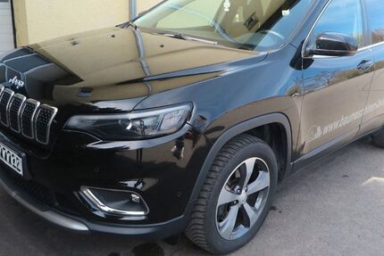 Jeep Cherokee 128.000 km 17.500 &euro; Weissenfels 06667