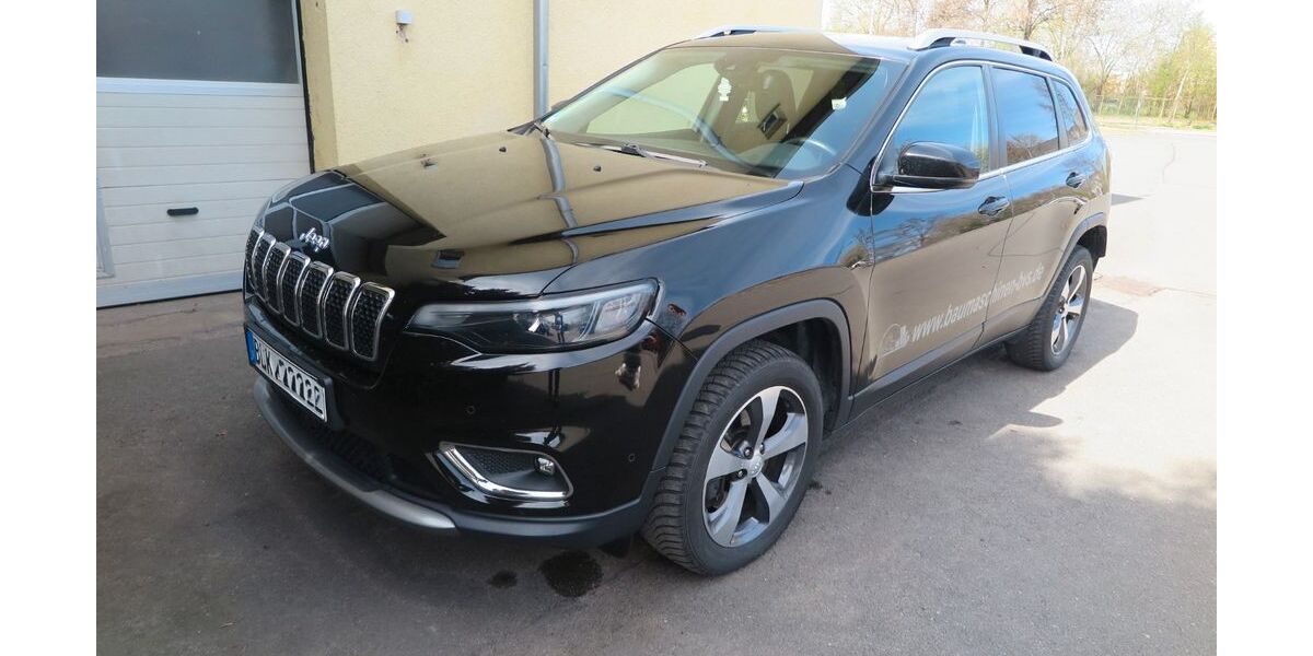 Jeep Cherokee 128.000 km 17.500 &euro; Weissenfels 06667