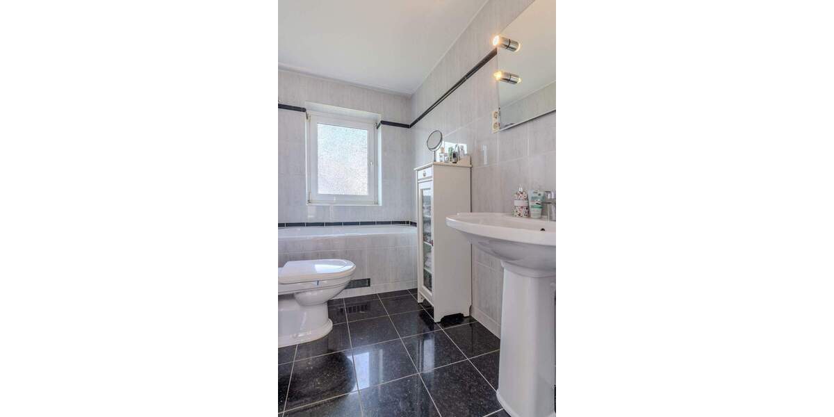 Bungalow Hamburg Osdorf - 4 Zimmer, 155 m&sup2;, 1.145.000&euro; | Angebot:25822365