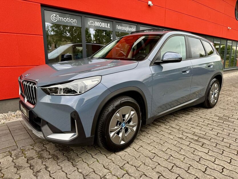 BMW iX1 40.975 km 36.880 € Bad Aibling 83043